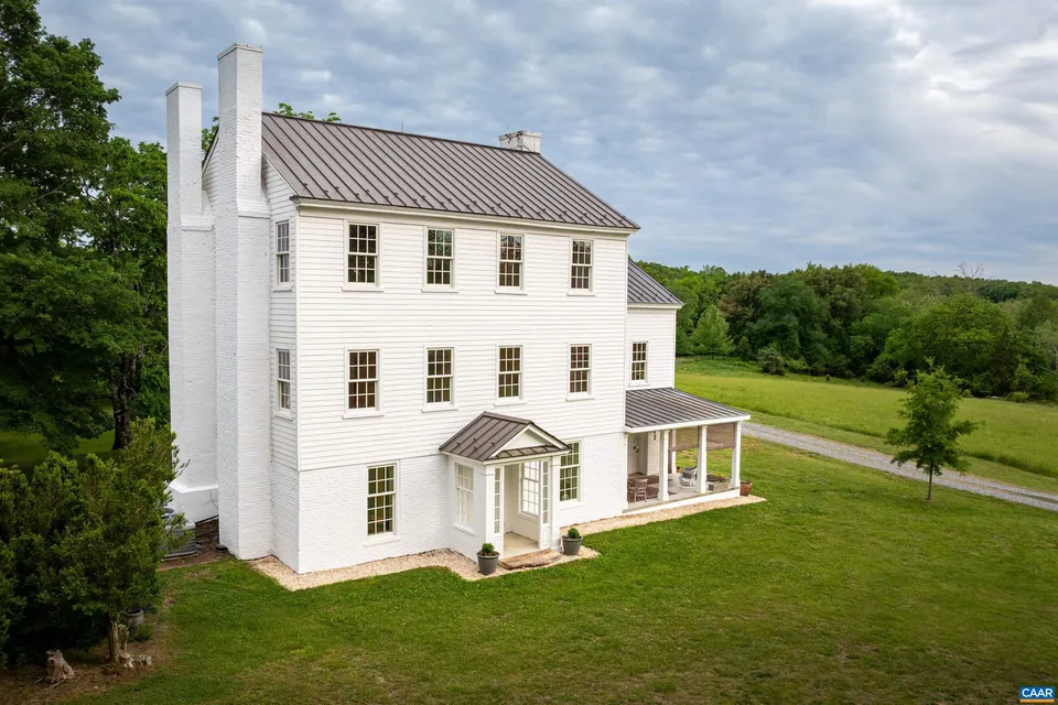 Property in Buckingham