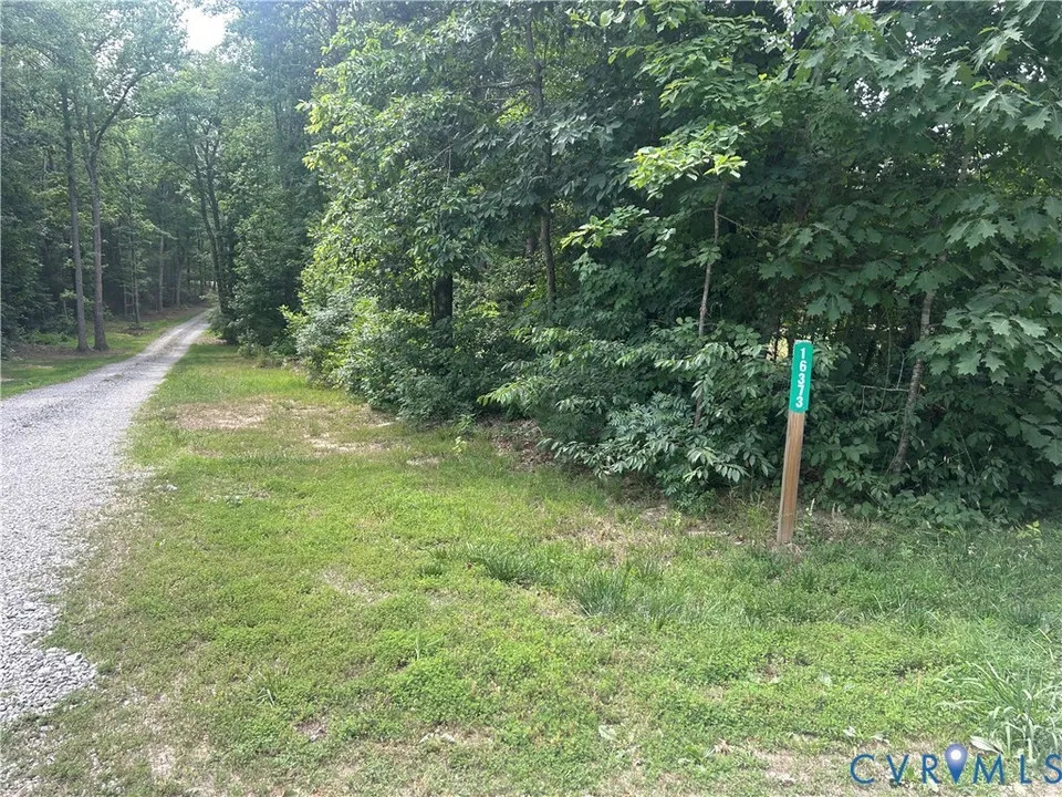 Property in Louisa