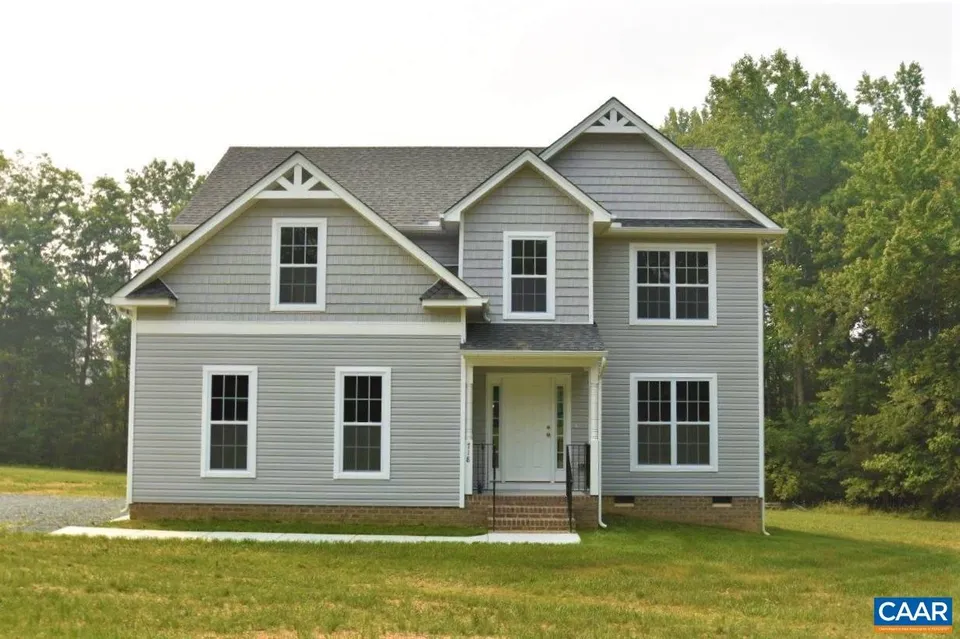 Property in Louisa